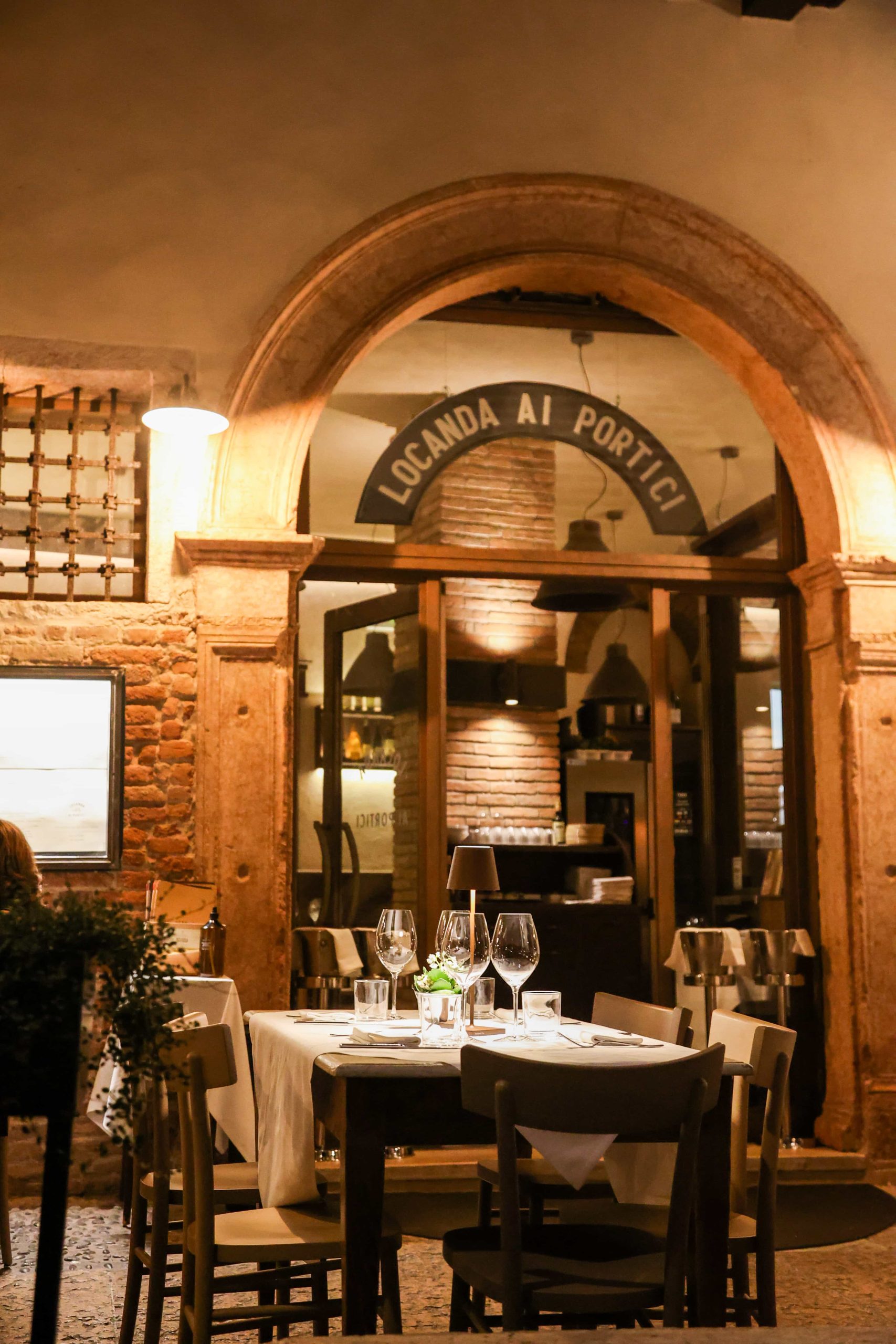 benvenuti alla locanda ai portici verona scaled